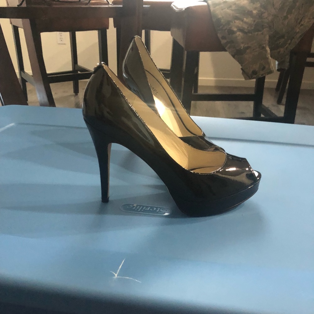 Black patent leather shoes
